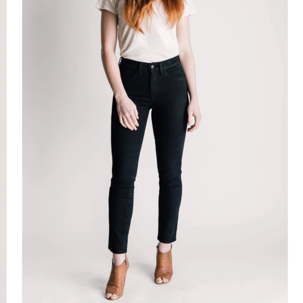 Imogene + Willie Josette Black Jeans 24